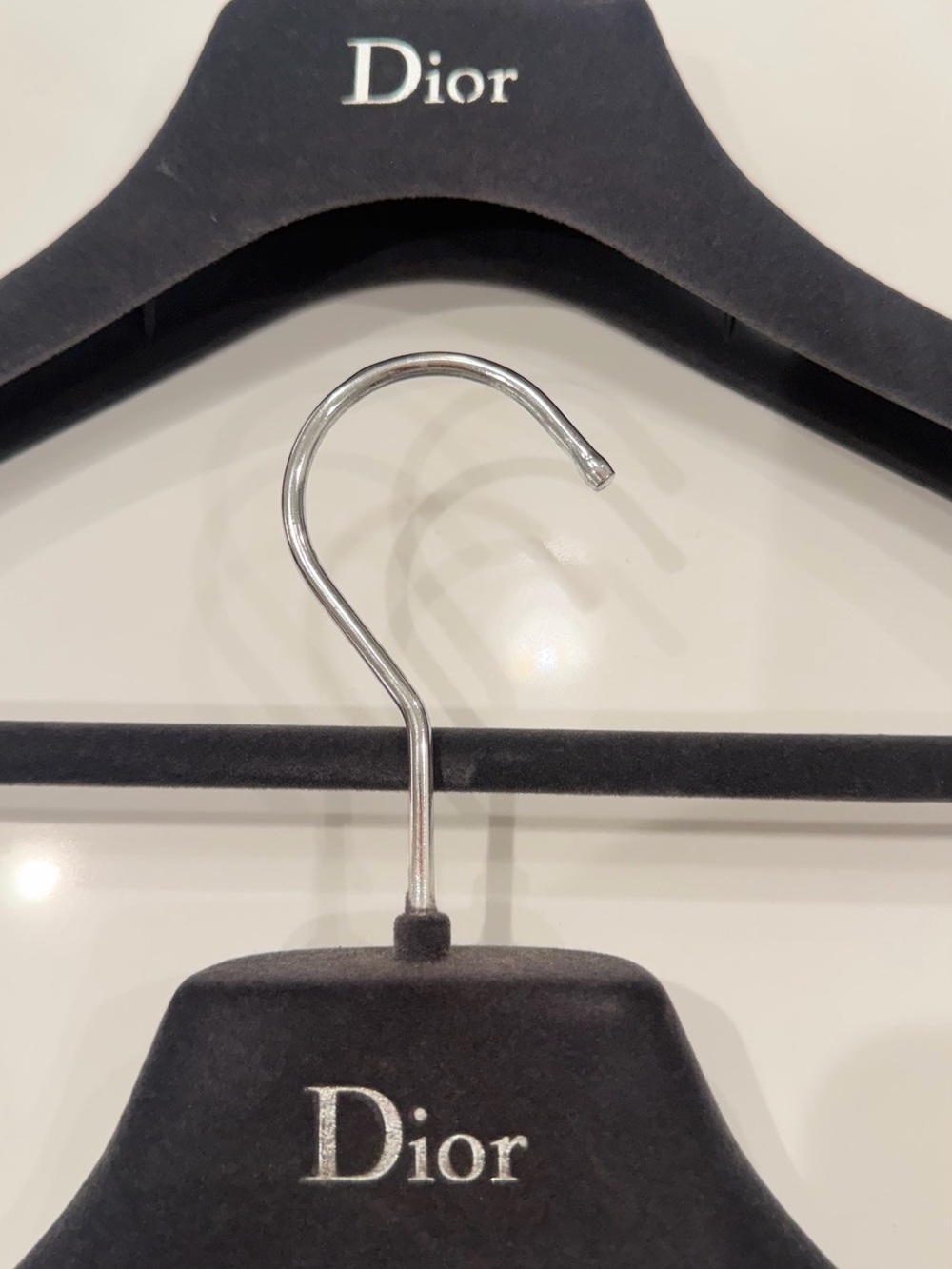 Dior Black Velvet Hangers with Silver Hooks - Pair - Picture 5 of 6